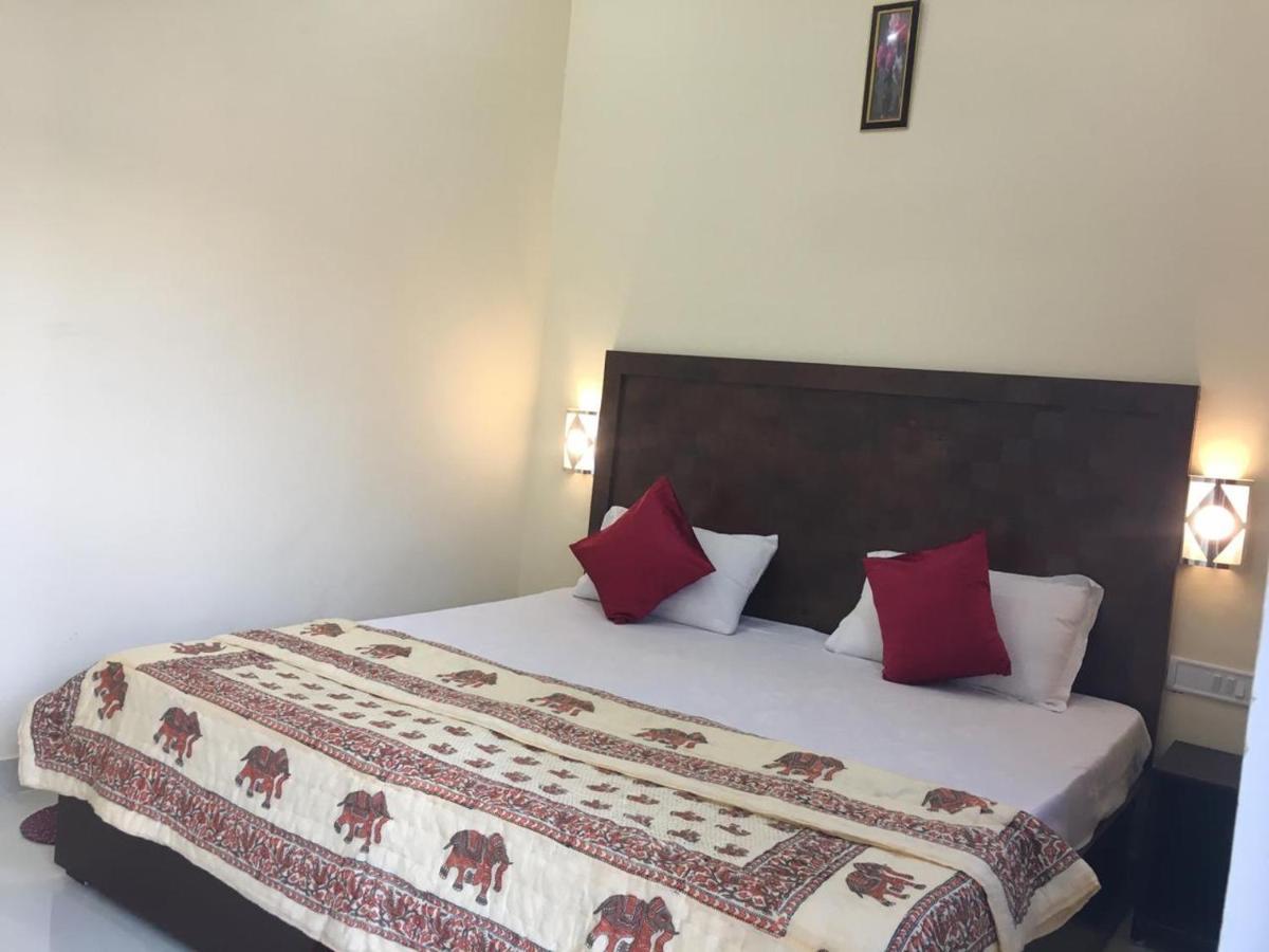 The Highvill Home Stay Khajuraho Exterior photo