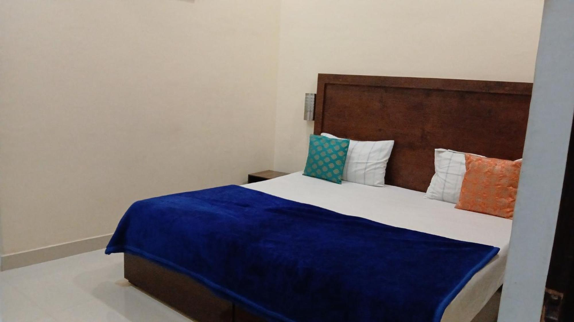 The Highvill Home Stay Khajuraho Exterior photo