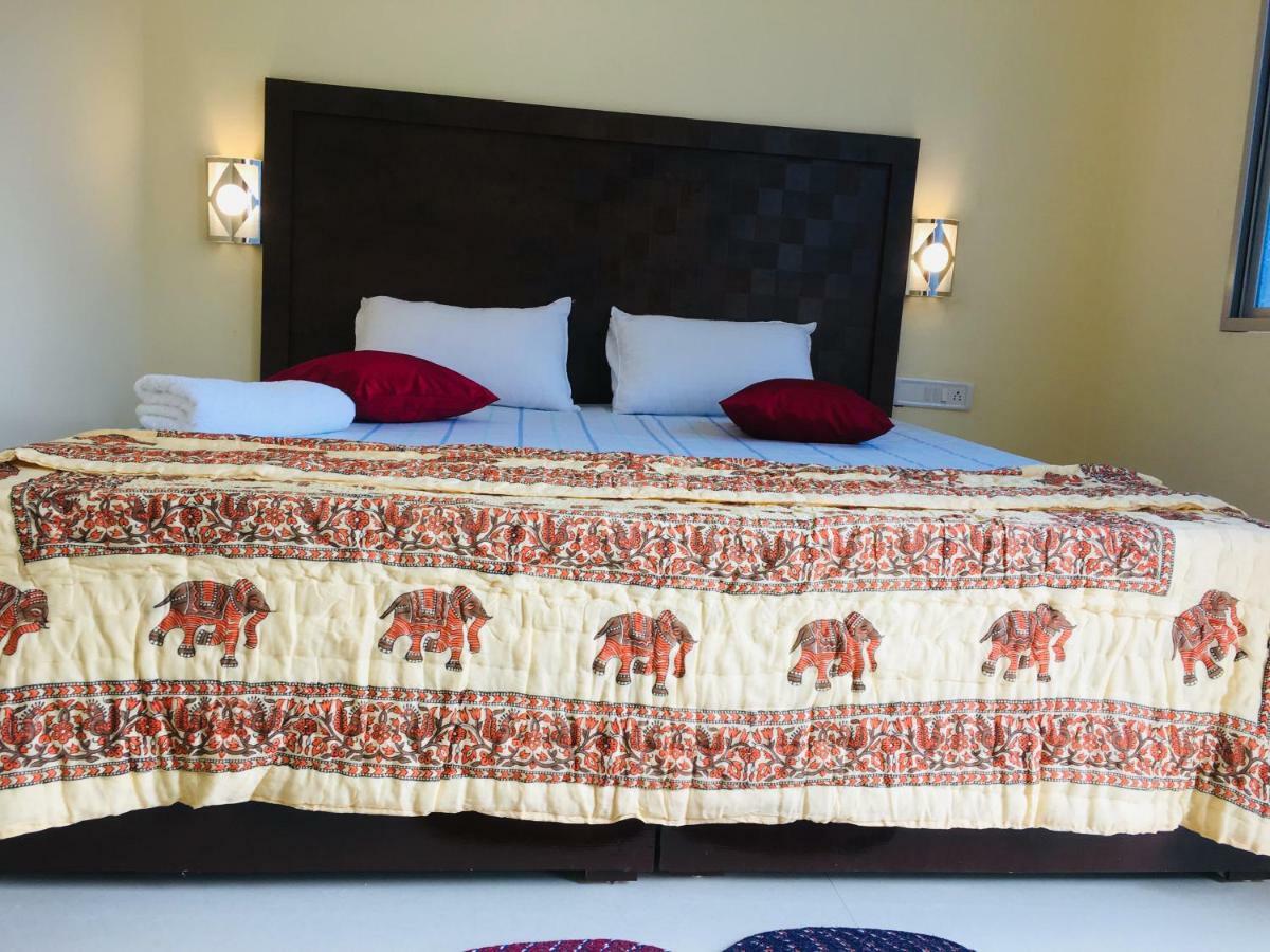 The Highvill Home Stay Khajuraho Exterior photo